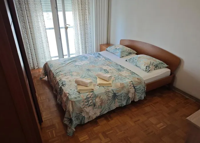 Spacious Near Center, & Bus * Zadar